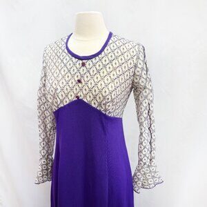Vintage lace and purple maxi dress with peekaboo bell sleeves fits like a Medium